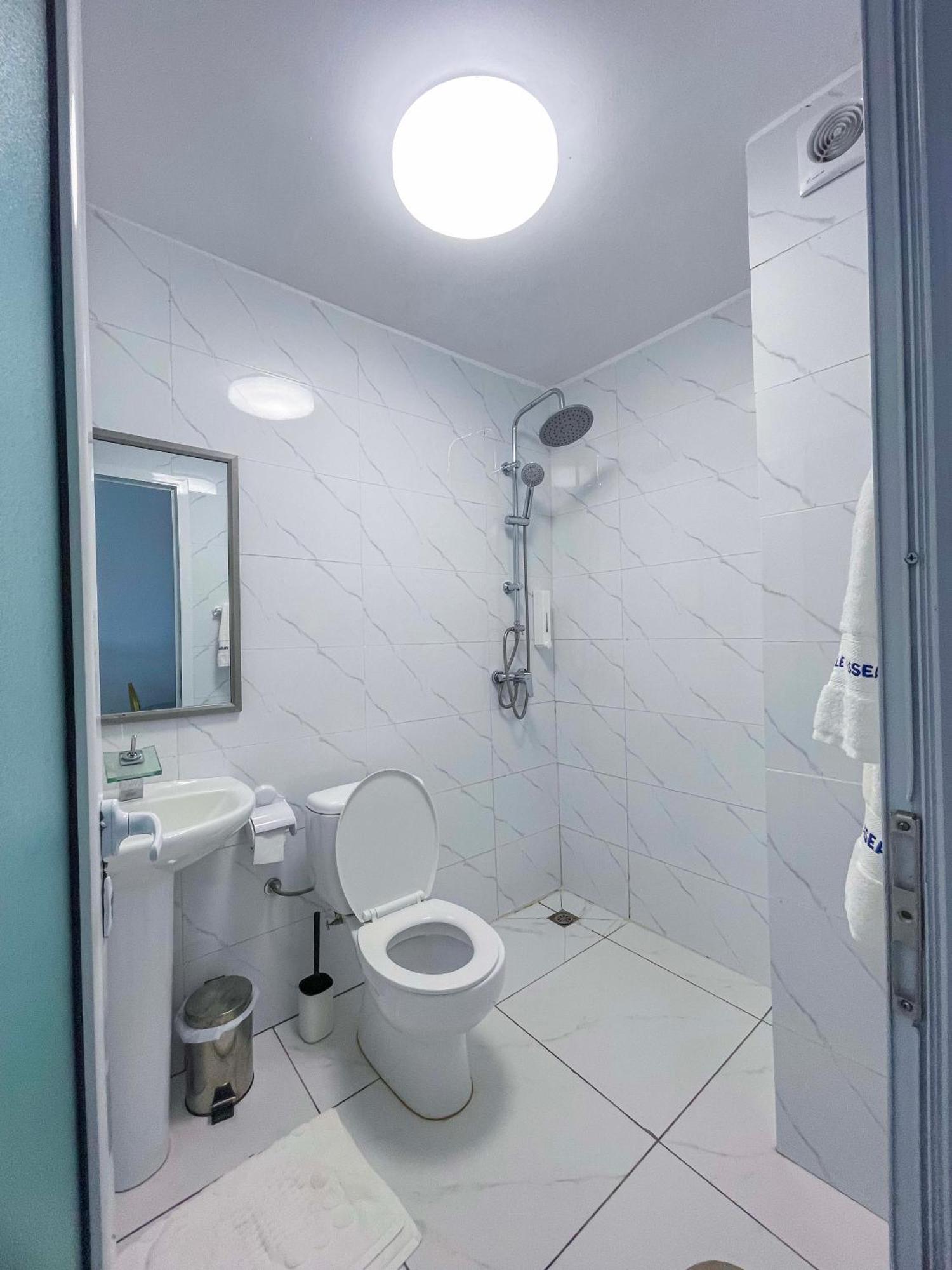 Hotel Le Vaisseau 아비장 외부 사진