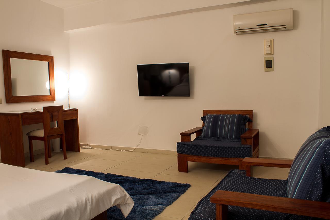 Hotel Le Vaisseau 아비장 외부 사진